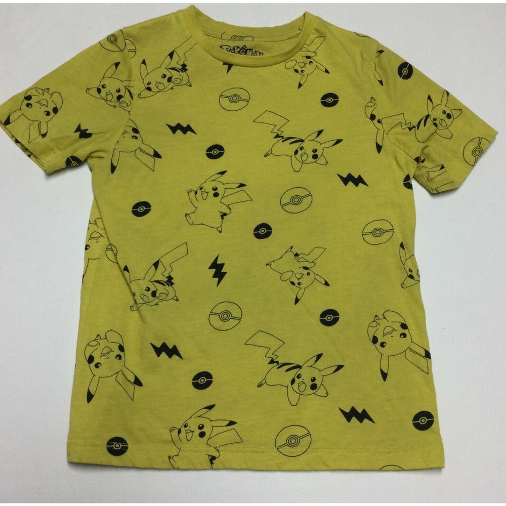 Pokemon Boys T-shirt Size M Yellow Graphic Tee Pikachu Short Sleeve Crew Shirt